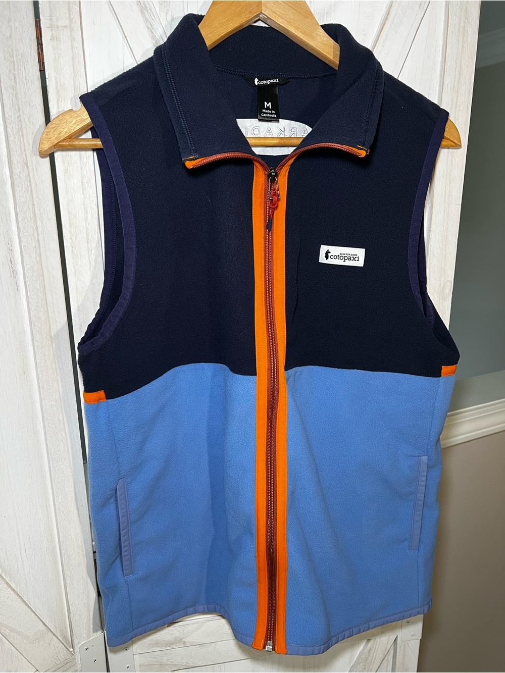 Cotopaxi Men’s Vest
